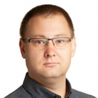 Менеджер Валерий Прахов